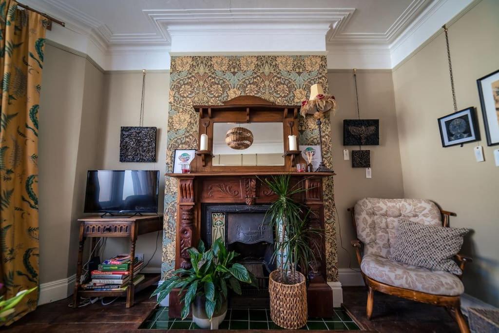 Glenroy Arts Gallery Meets Living Space Cardiff Bagian luar foto